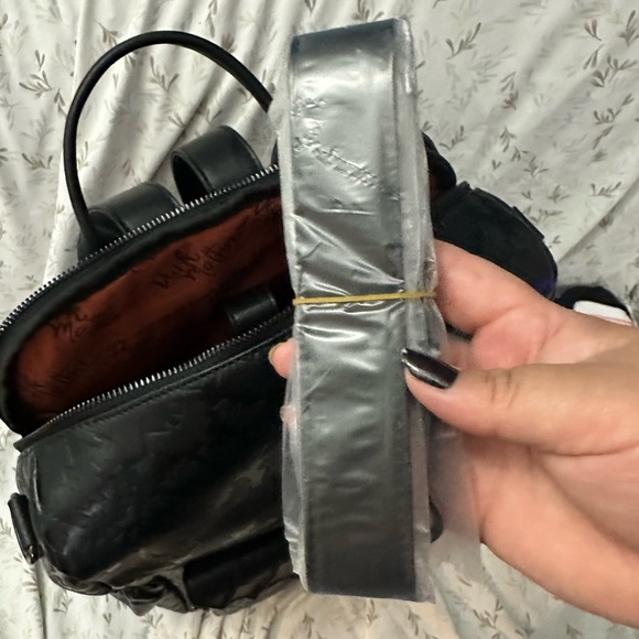 Bat Black Backpack - Picture 8 of 10